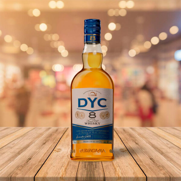 Whisky "DYC" 8 Años 70 Cl 40º